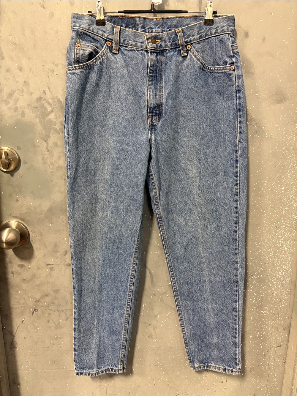 Vintage Y2K Levi’s 622 Canada 1988 Light Wash High-Rise Straight 31 Waist